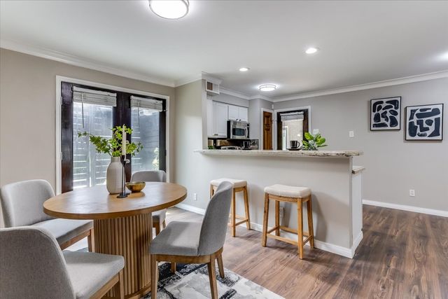 10109 Regal Park Lane 117, Dallas, TX 75230