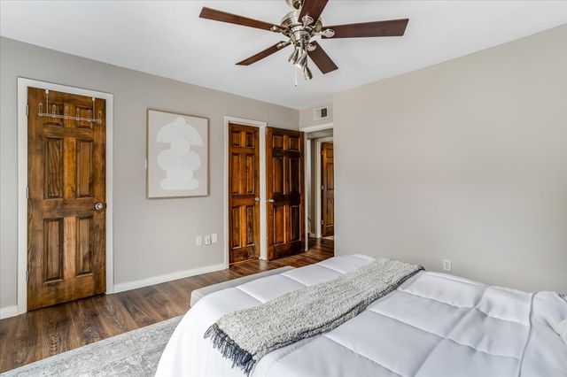 10109 Regal Park Lane 117, Dallas, TX 75230