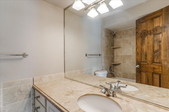 10109 Regal Park Lane 117, Dallas, TX 75230
