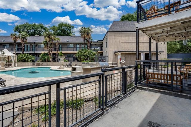 10109 Regal Park Lane 117, Dallas, TX 75230