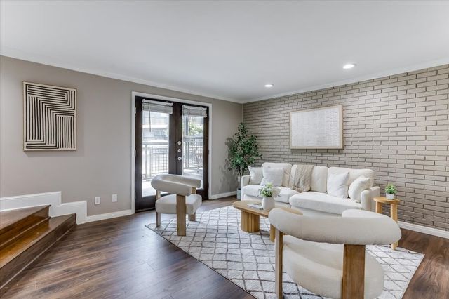 10109 Regal Park Lane 117, Dallas, TX 75230