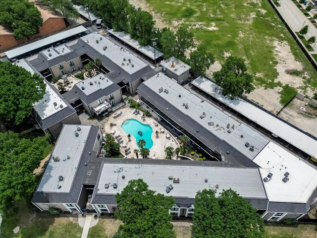 10109 Regal Park Lane 117, Dallas, TX 75230