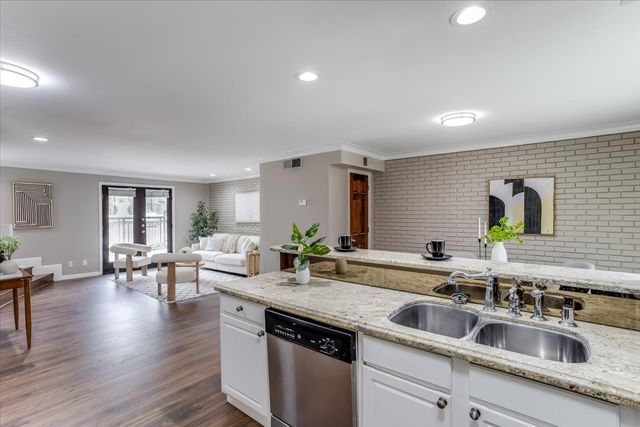 10109 Regal Park Lane 117, Dallas, TX 75230