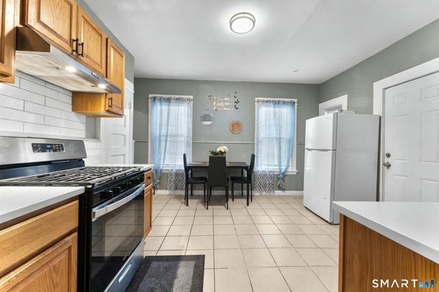 973 Howard Avenue, Bridgeport, CT 06605