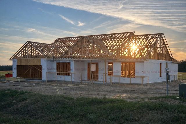 102 Pueblo Drive, Caldwell, TX 77836