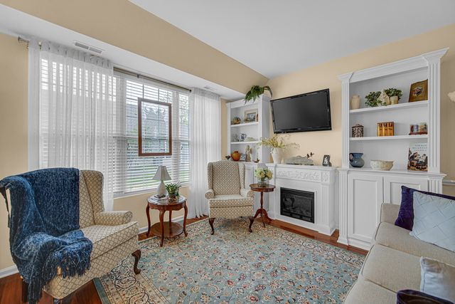 13528 Bonaire Road, Huntley, IL 60142
