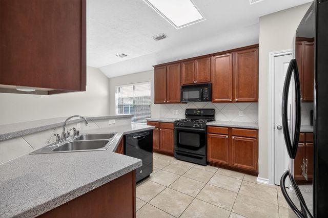 11807 Rainbow Bridge Lane, Humble, TX 77346
