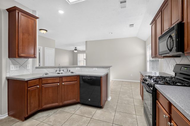11807 Rainbow Bridge Lane, Humble, TX 77346