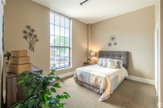 12 Eagle Street 12-315, Providence, RI 02908