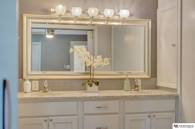 3345 Grimsby Lane, Lincoln, NE 68502