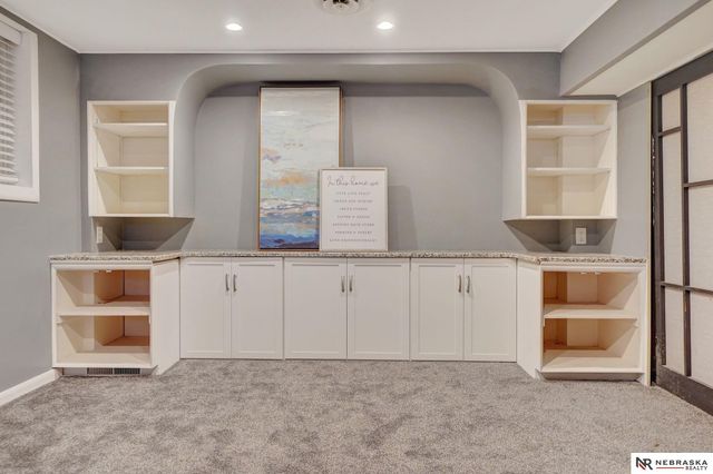 3345 Grimsby Lane, Lincoln, NE 68502