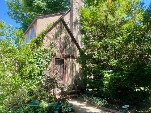 11515 Babbage Street, Richmond Hill, NY 11418
