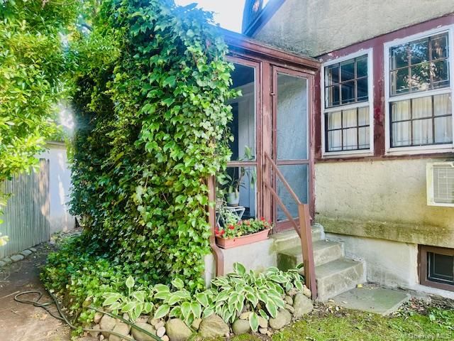 11515 Babbage Street, Richmond Hill, NY 11418