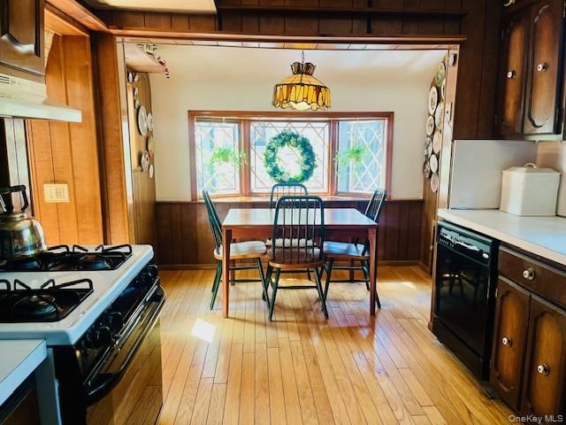 11515 Babbage Street, Richmond Hill, NY 11418