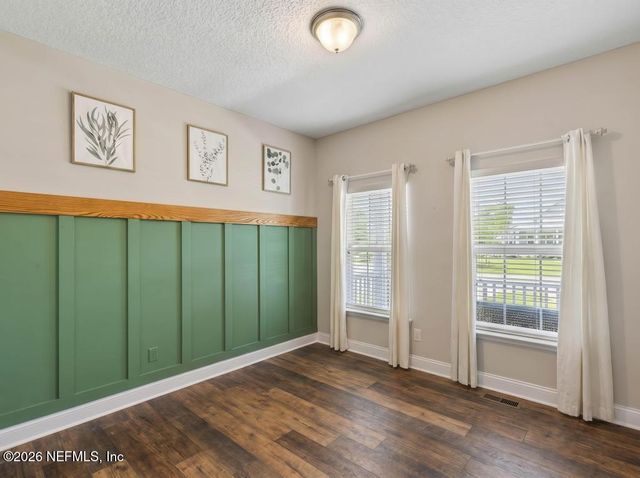 8285 RIVER EDGE Place, Jacksonville, FL 32218