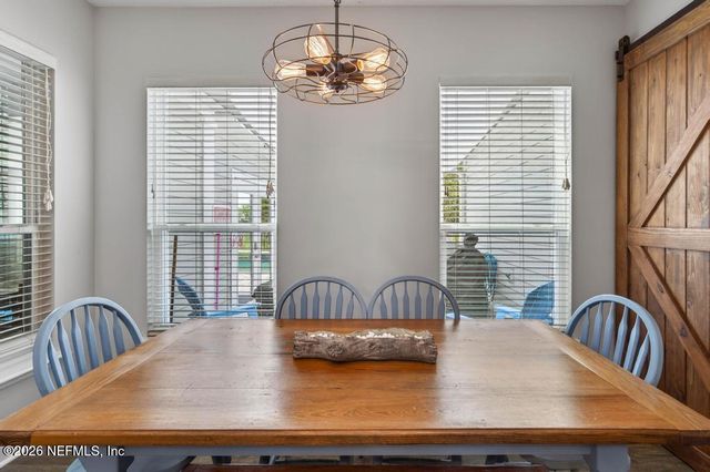 8285 RIVER EDGE Place, Jacksonville, FL 32218