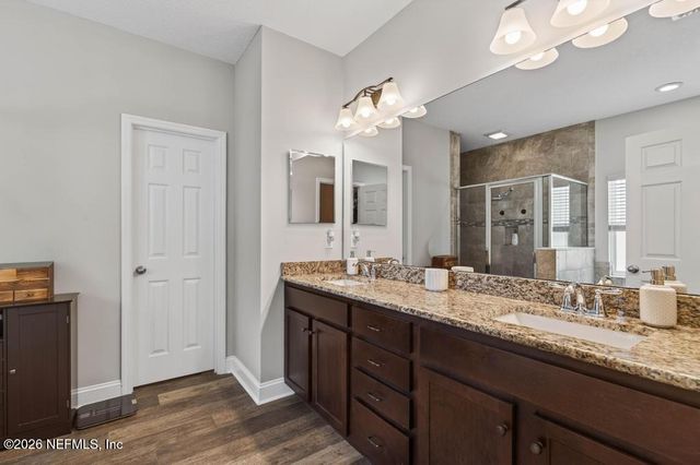8285 RIVER EDGE Place, Jacksonville, FL 32218