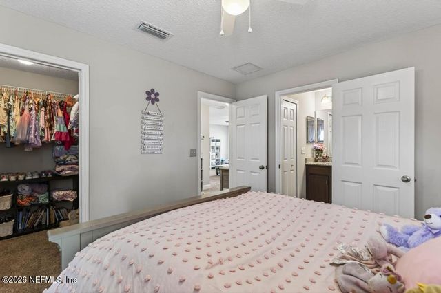 8285 RIVER EDGE Place, Jacksonville, FL 32218