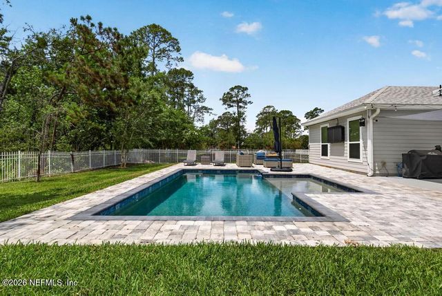 8285 RIVER EDGE Place, Jacksonville, FL 32218