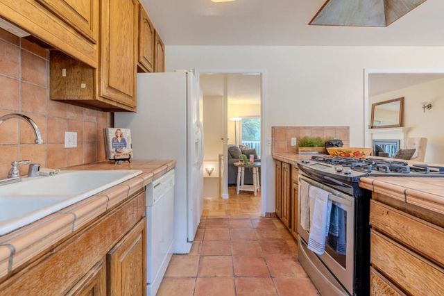 1173 Alicante Drive, Pacifica, CA 94044