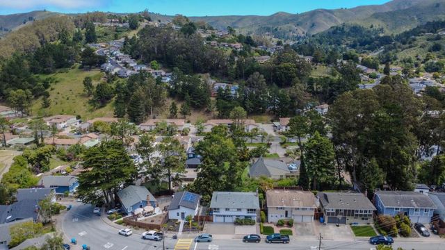 1173 Alicante Drive, Pacifica, CA 94044