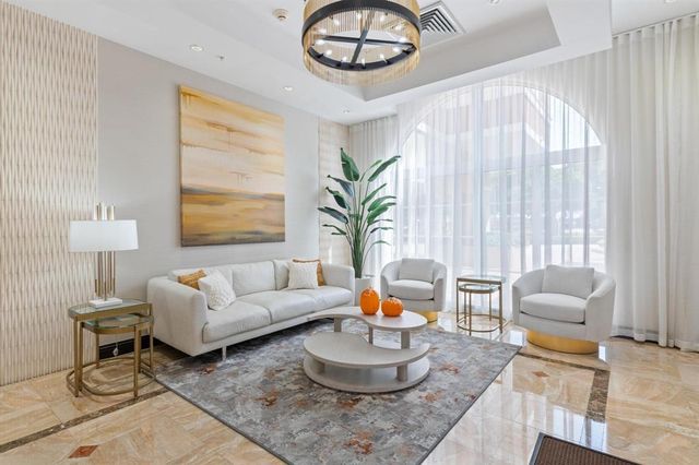2001 N OCEAN Boulevard 1106, Fort Lauderdale, FL 33305