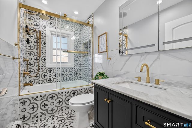 120 Clark Street, Bridgeport, CT 06606