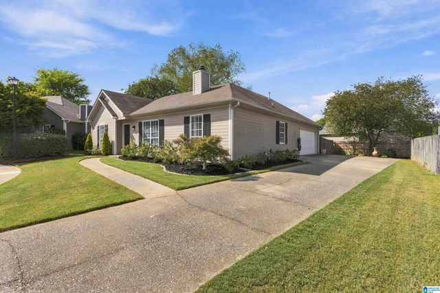 174 STONEBRIDGE CIRCLE, Pelham, AL 35124