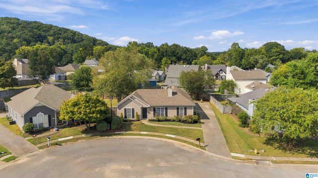174 STONEBRIDGE CIRCLE, Pelham, AL 35124