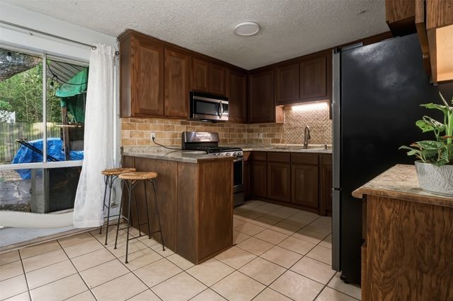 6207 Ivy Hill Road, Fort Worth, TX 76135