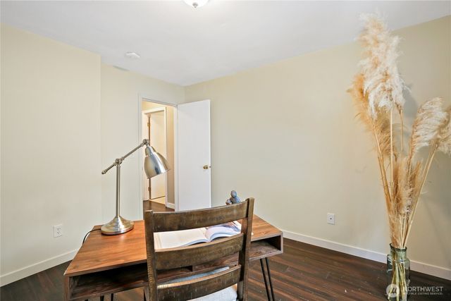 25749 Pyramid Lane NW, Poulsbo, WA 98370