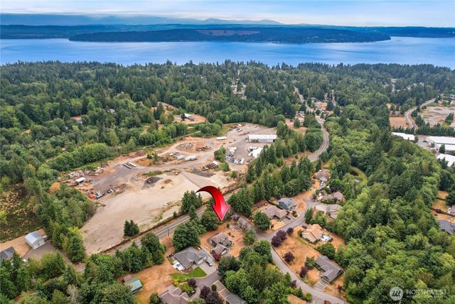 25749 Pyramid Lane NW, Poulsbo, WA 98370