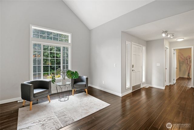 25749 Pyramid Lane NW, Poulsbo, WA 98370