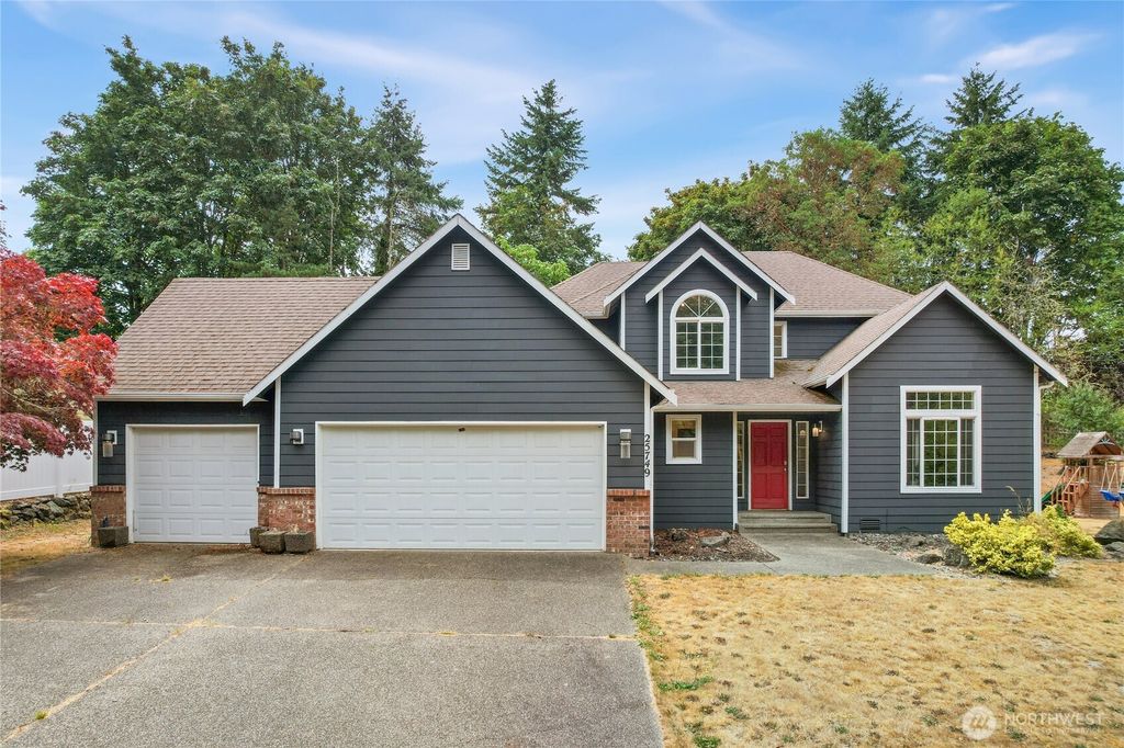25749 Pyramid Lane NW, Poulsbo, WA 98370