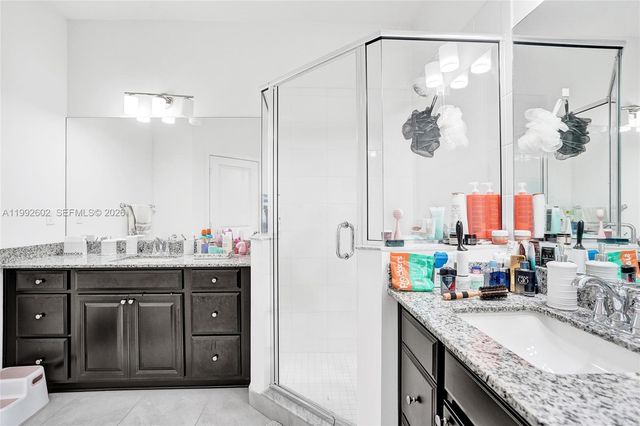 10945 SW 235th Ln, Homestead, FL 33032