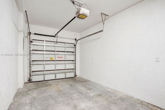 10945 SW 235th Ln, Homestead, FL 33032