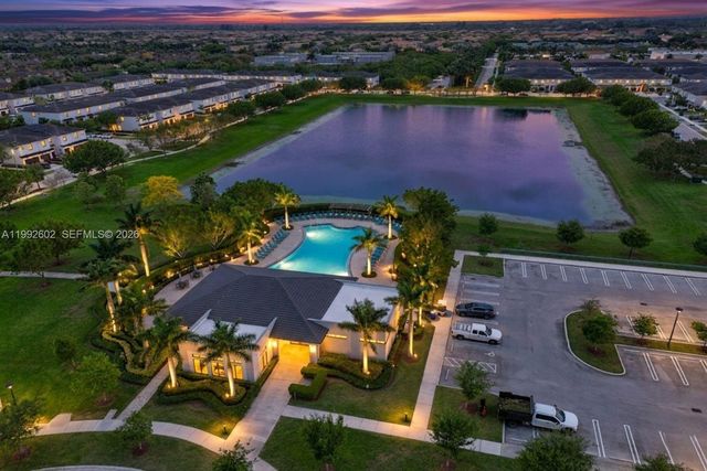 10945 SW 235th Ln, Homestead, FL 33032