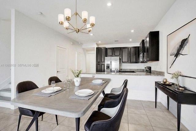 10945 SW 235th Ln, Homestead, FL 33032