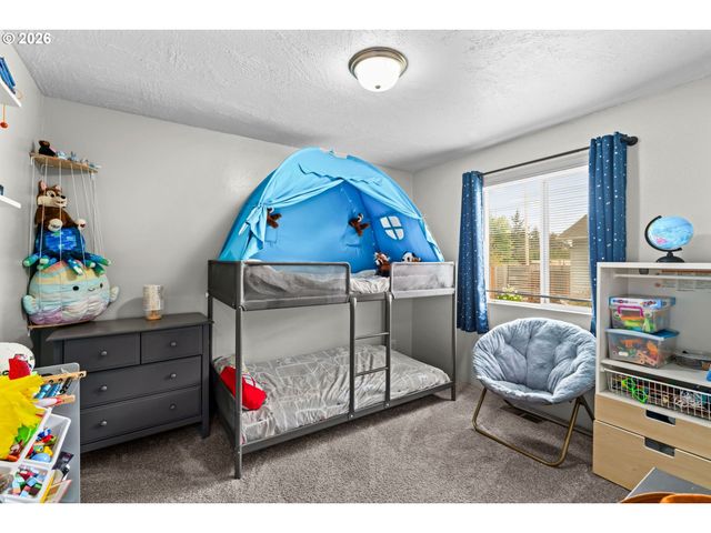 1107 ECHO HOLLOW Rd, Eugene, OR 97402