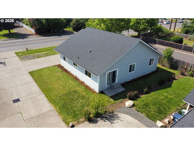 1107 ECHO HOLLOW Rd, Eugene, OR 97402
