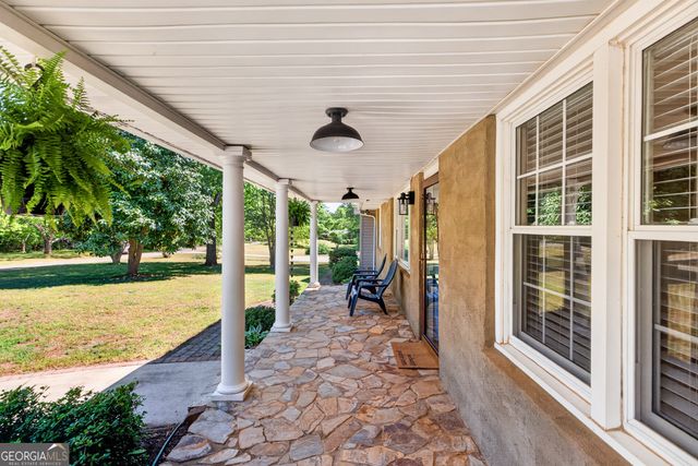 942 Powderbag Creek Road, Hartwell, GA 30643