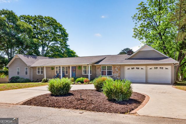942 Powderbag Creek Road, Hartwell, GA 30643