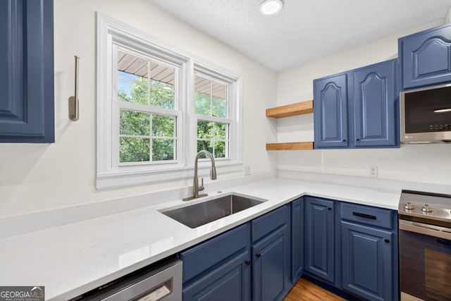 942 Powderbag Creek Road, Hartwell, GA 30643