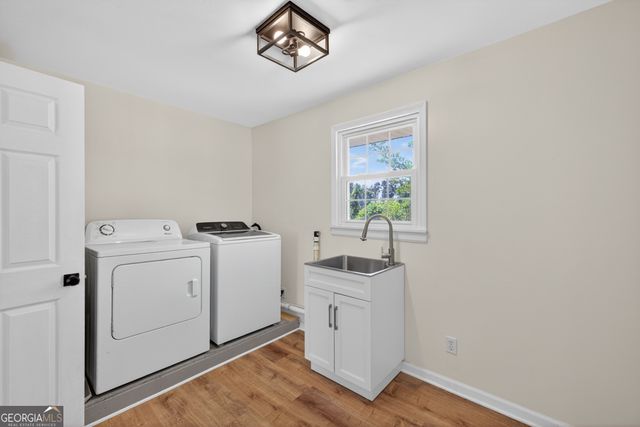 942 Powderbag Creek Road, Hartwell, GA 30643