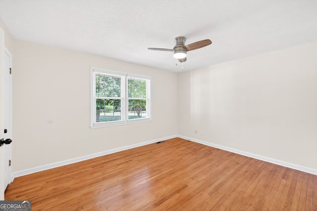 942 Powderbag Creek Road, Hartwell, GA 30643