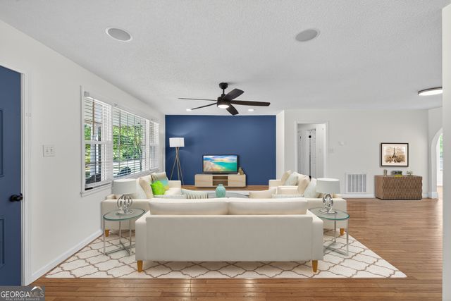 942 Powderbag Creek Road, Hartwell, GA 30643