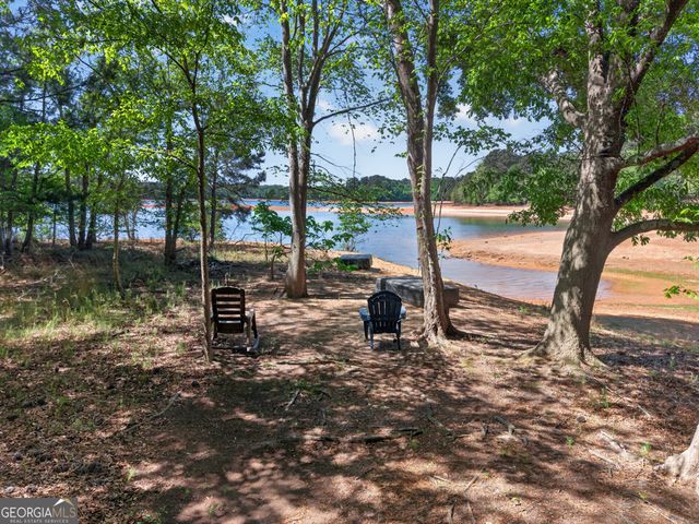 942 Powderbag Creek Road, Hartwell, GA 30643
