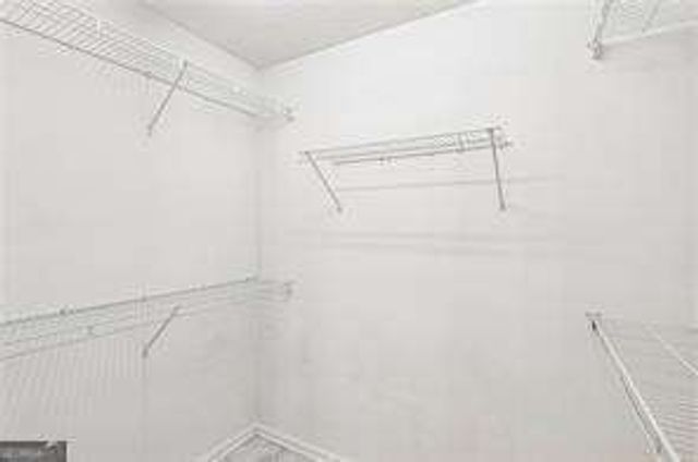 1726 Taynton Circle NW, Kennesaw, GA 30152