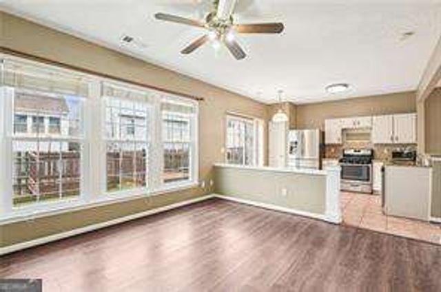 1726 Taynton Circle NW, Kennesaw, GA 30152