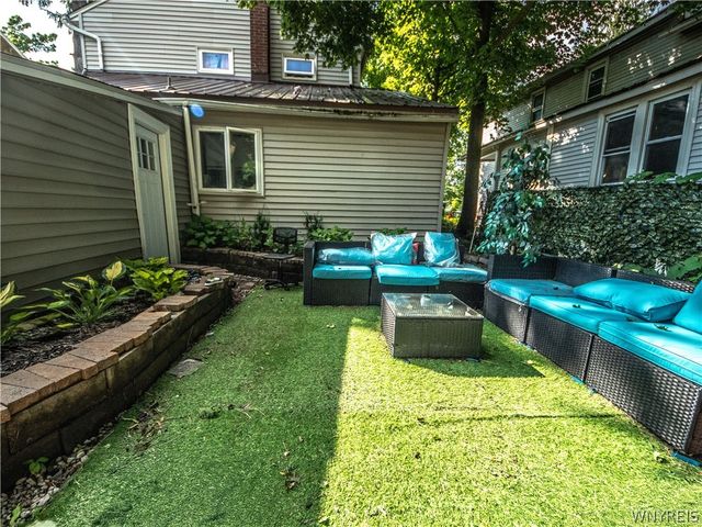 327 Market Street, Lockport City, NY 14094